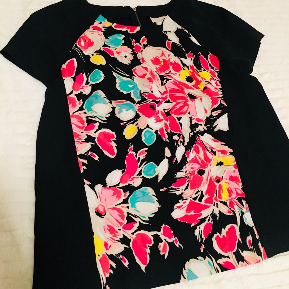 🌿 Ann Taylor Loft Floral Blouse With Zip